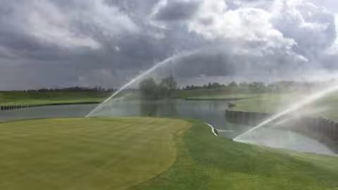 France now has a total of 732 golfing facilities, which include 604 traditional golf courses (9 hole or more). 60 % of the golf courses were built more than 25 years ago and some of them now need to undergo renovation work