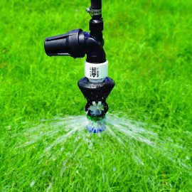 Senninger présente le nouveau filtre-régulateur pour une irrigation plus efficace avec un pivot. 