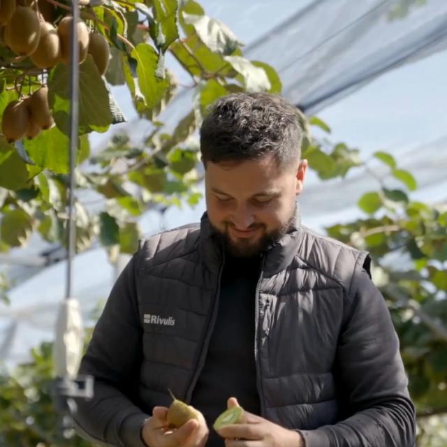 Comment l'irrigation de précision aide les vergers à s'adapter à la hausse des températures